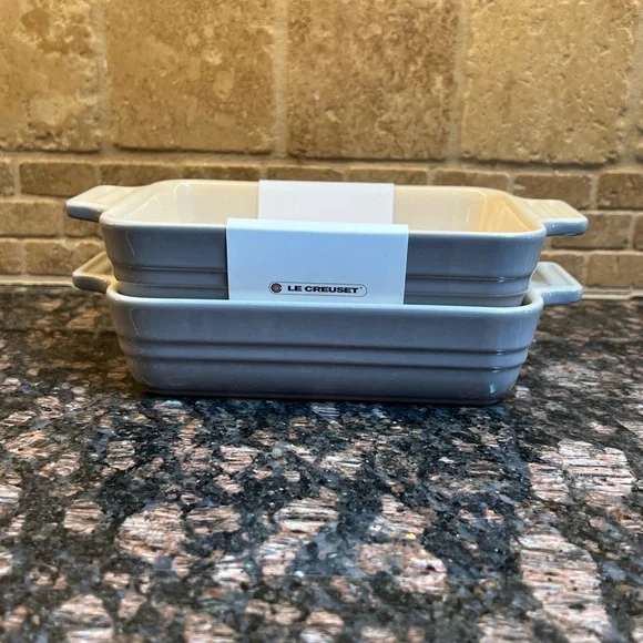 NWT Le Creuset Stoneware Rectangular Baker Set - Gray - Picture 2 of 7